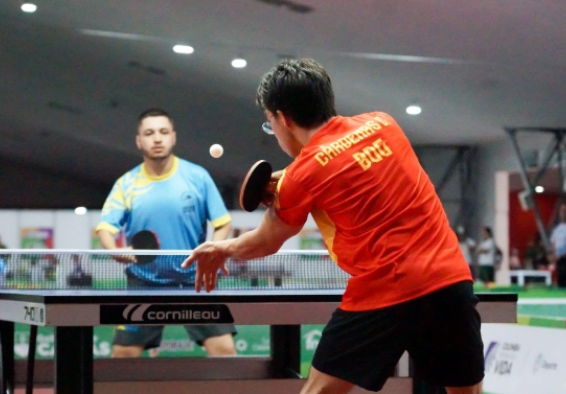 Camilo Cárdenas, compitiendo en equipos masculino.  Foto IDRD.