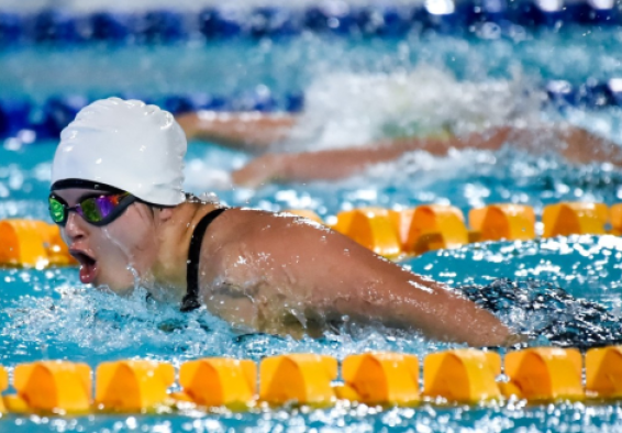 La piscina de la Universidad del Quindío ha recibido las competencias de paranatación y a cientos de espectadores y barras.