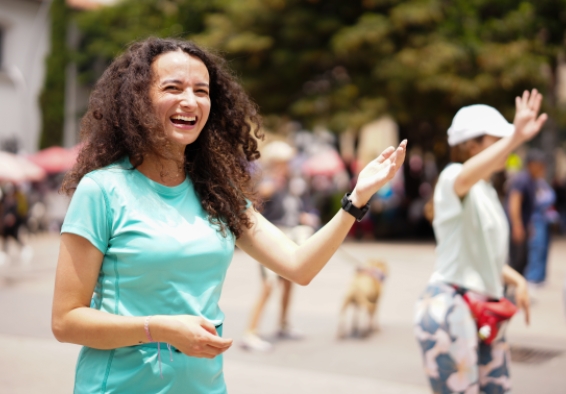 Mujer realizando actividad física