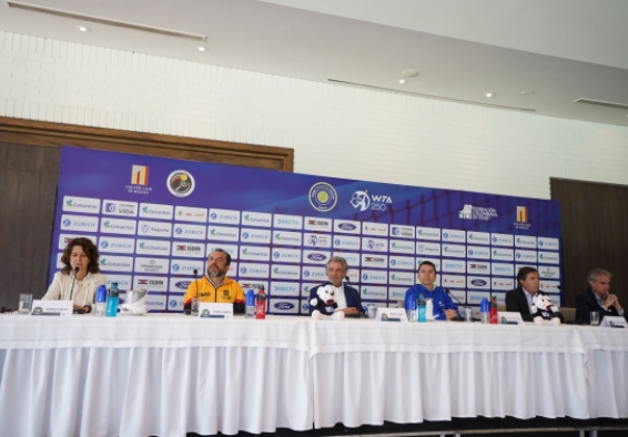 Rueda de prensa de la Copa Colsanitas de Tenis, torneo WTA 250