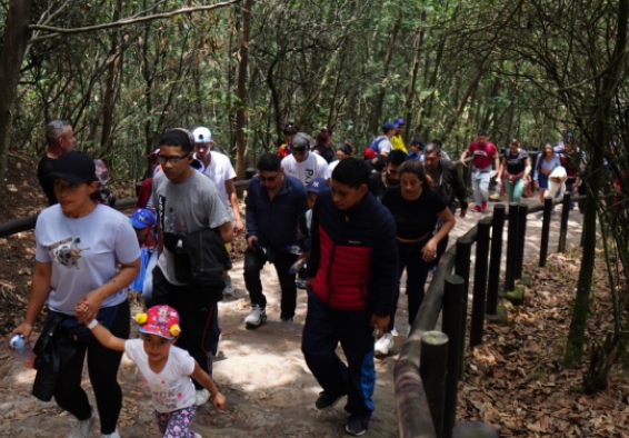Sendero de Monserrate viernes santo