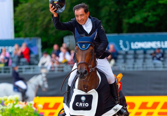 El binomio del bogotano René López y su caballo Kheros Van’t Hoogeinde representará a Colombia en París2024. Foto cortesía Fedecuestre.