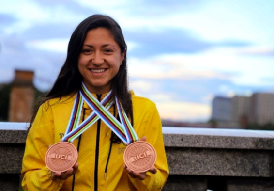 Paula Ossa, de paracycling, llevará la bandera colombiana en la inauguración de los Juegos Paralímpicos 2024. Foto Fedeciclismo.