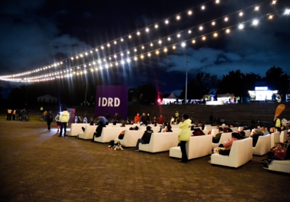 Cine en el Parque Simón Bolívar