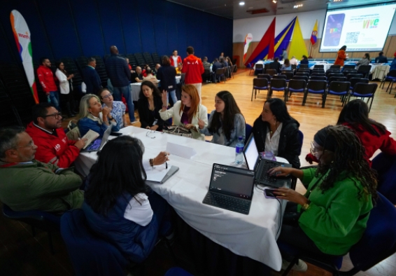 Encuentro con alcaldes y alcaldesas Locales