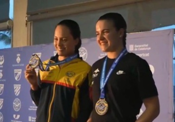 Paula Aguirre (izq.) y la francesa Maiwen Hamon.