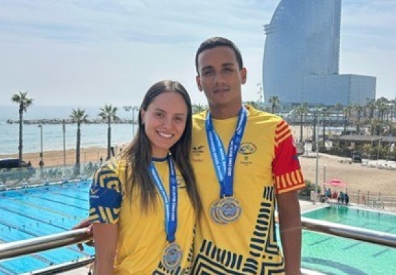 Paula Aguirre y Alexander Jiménez se lucieron en la Copa Mundo de Natación con Aletas. Foto IDRD.