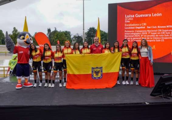 Presentación del equipo de ciclismo femenino