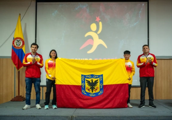 Bogotá entregó la bandera a su delegación a la Final Nacional de los Juegos Intercolegiados