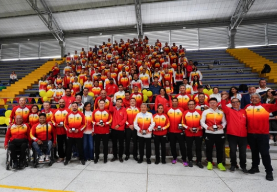 Los entrenadores del Equipo Bogotá tuvieron la celebración de su día en el Palacio de los Deportes. Foto IDRD.