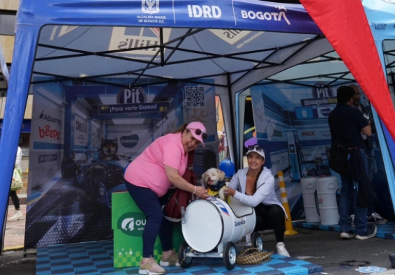 IDRD fortalece la Ciclovía de Bogotá con estaciones tipo “Pit Stop” para el bienestar de las mascotas