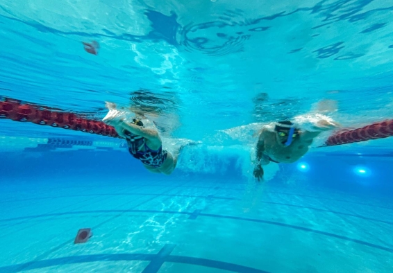 Natación con aletas en CEFE Tunal