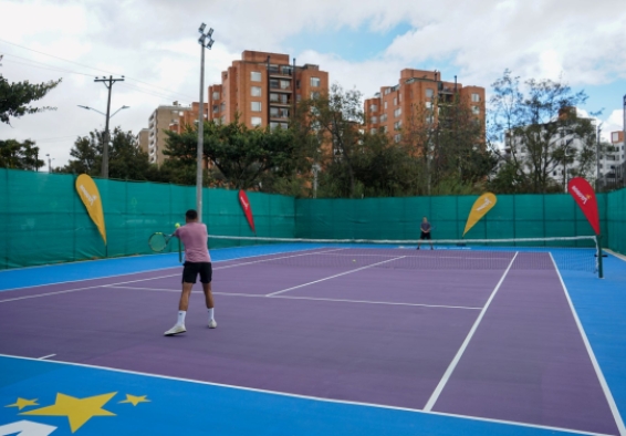 Canchas de tenis del Parque Sauzalito
