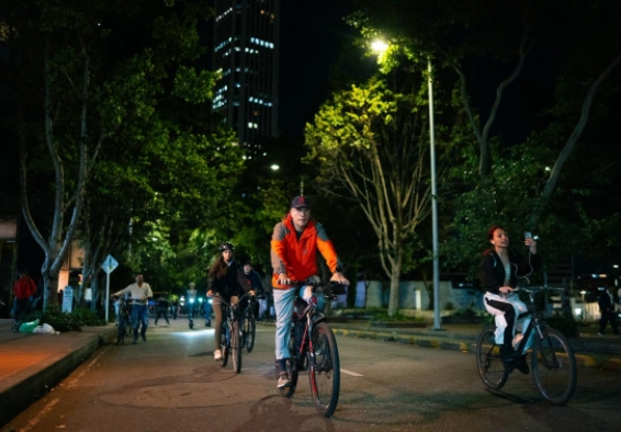 La Ciclovía de Bogotá crece y comparte su experiencia con Quito