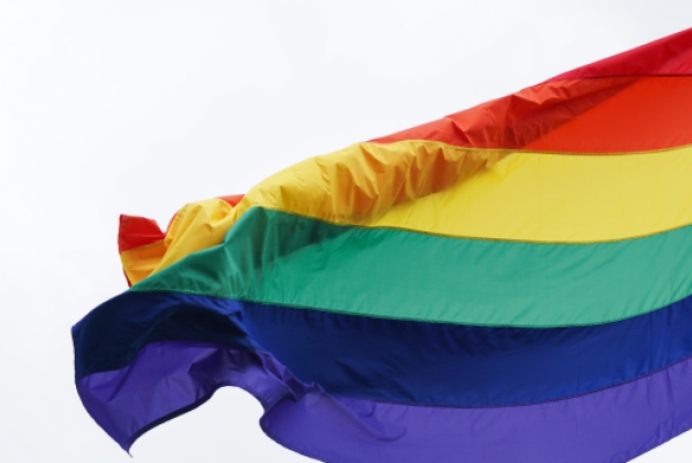 IZADA DE BANDERA LGBTI