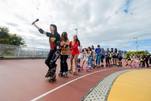 tren EN PATINES