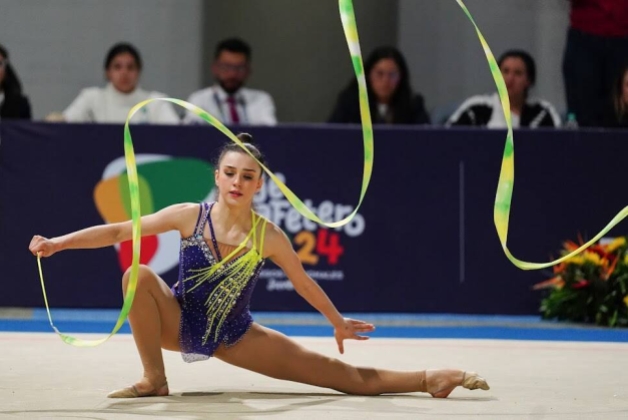 Adriana Zuleta Andonova, gimnasta rítmica del Equipo Bogotá