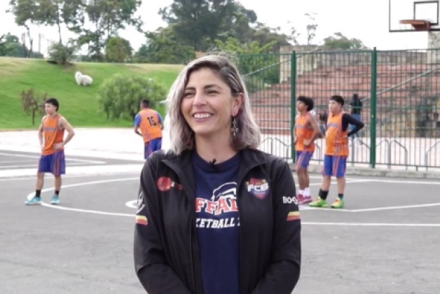 Isdith Kader, mujer madre y trabajadora, le dio una nueva forma a la Liga de Baloncesto de Bogotá. Foto IDRD. 