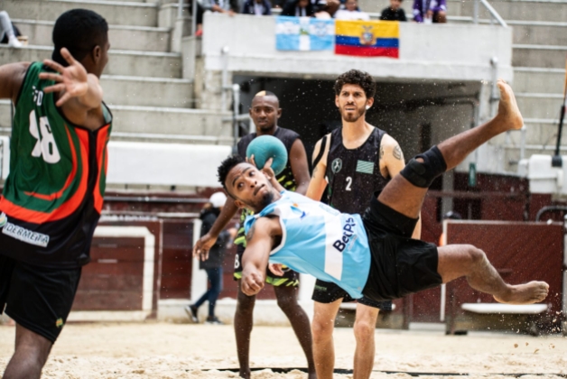 La Santamaría continúa su transformación como epicentro deportivo con el Torneo Internacional de Balonmano Playa