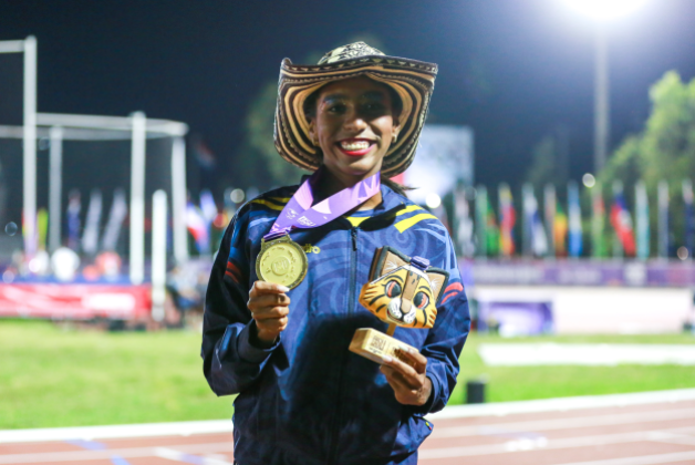 Con ejecución de 6.92 metros, Natalia Linares ganó la medalla de oro en salto largo e impuso nueva marca para los Juegos Panamericanos Junior. Foto cortesía COC.