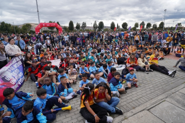 Clubes de Fútbol en el estreno del Reality Sueños de Cancha