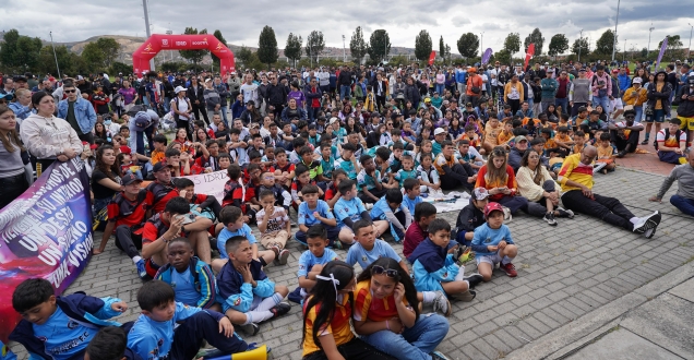 Clubes de Fútbol en el estreno del Reality Sueños de Cancha