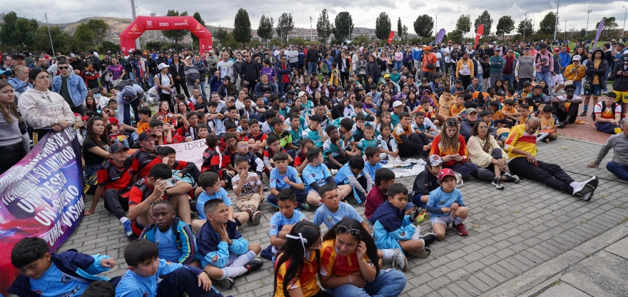 Clubes de Fútbol en el estreno del Reality Sueños de Cancha