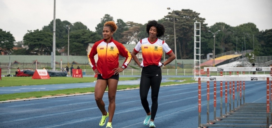 Martha Valeria Araújo (izq.) y María Fernanda Murillo, corren en Europa este fin de semana. Foto IDRD.