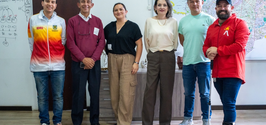 Mesa de trabajo con las ligas deportivas