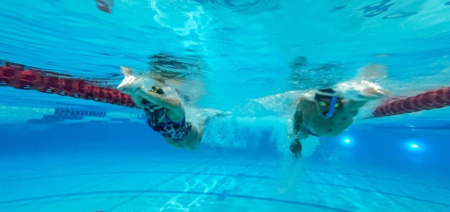Natación con aletas en CEFE Tunal