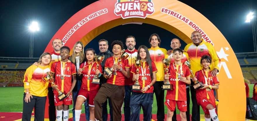 Bogotá le da un nuevo impulso a la práctica del golf público en el parque La Florida