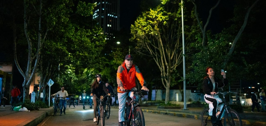 La Ciclovía de Bogotá crece y comparte su experiencia con Quito