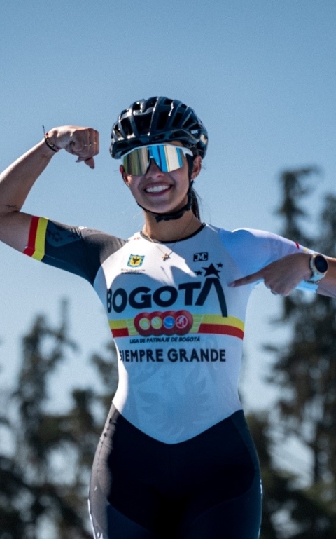 La mejor patinadora del mundo, Gabriela Isabel Rueda Rueda, del Equipo Bogotá, será la abanderada de Colombia en los Juegos Suramericanos, y va por tres medallas de oro. Foto IDRD.
