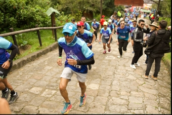 Sube Monserrate 2025