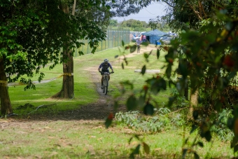  24 horas MTB en el parque Zona Franca