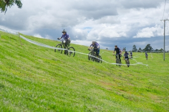  24 horas MTB en el parque Zona Franca
