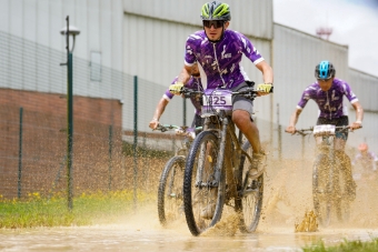  24 horas MTB en el parque Zona Franca