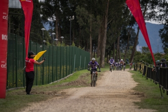  24 horas MTB en el parque Zona Franca