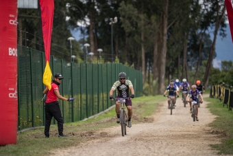  24 horas MTB en el parque Zona Franca