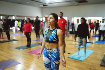 Capacitación de Yoga en el IDRD