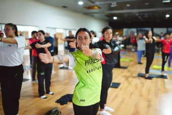 Capacitación de Yoga en el IDRD