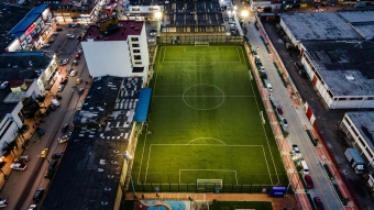 Iluminación de canchas en Puente Aranda