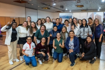 Homenaje a las madres de los paratletas del Equipo Bogotá-