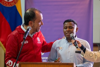 Homenaje a las madres de los paratletas del Equipo Bogotá-