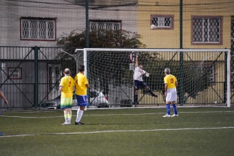 Sistema de Iluminación en Cancha del Parque Villa Mayor