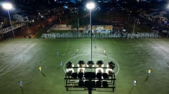 Sistema de Iluminación en Cancha del Parque Villa Mayor