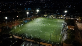 Sistema de Iluminación en Cancha del Parque Villa Mayor