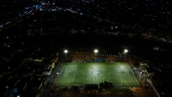 Sistema de Iluminación en Cancha del Parque Villa Mayor