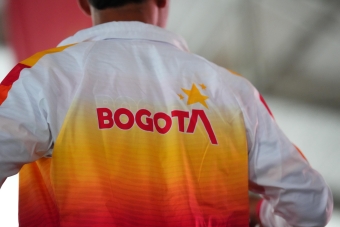 Entrega de indumentaria Equipo Bogotá