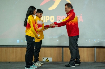 Bogotá entregó la bandera a su delegación a la Final Nacional de los Juegos Intercolegiados